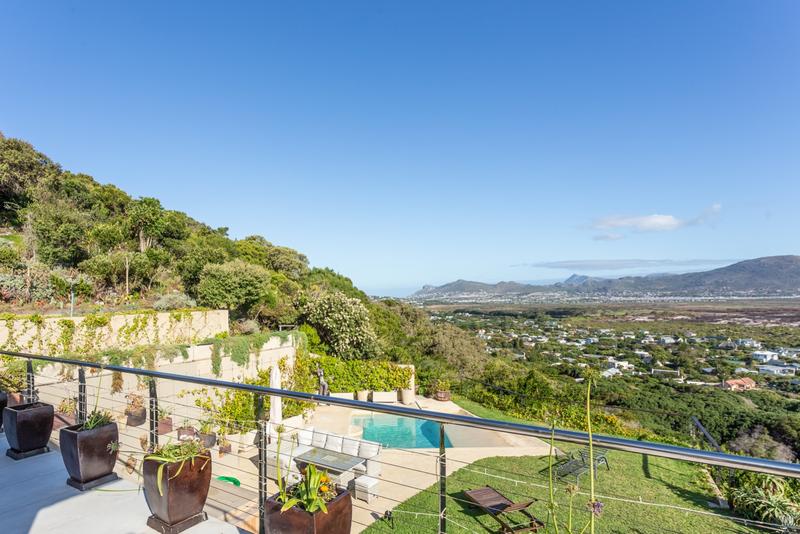 To Let 3 Bedroom Property for Rent in Chapman